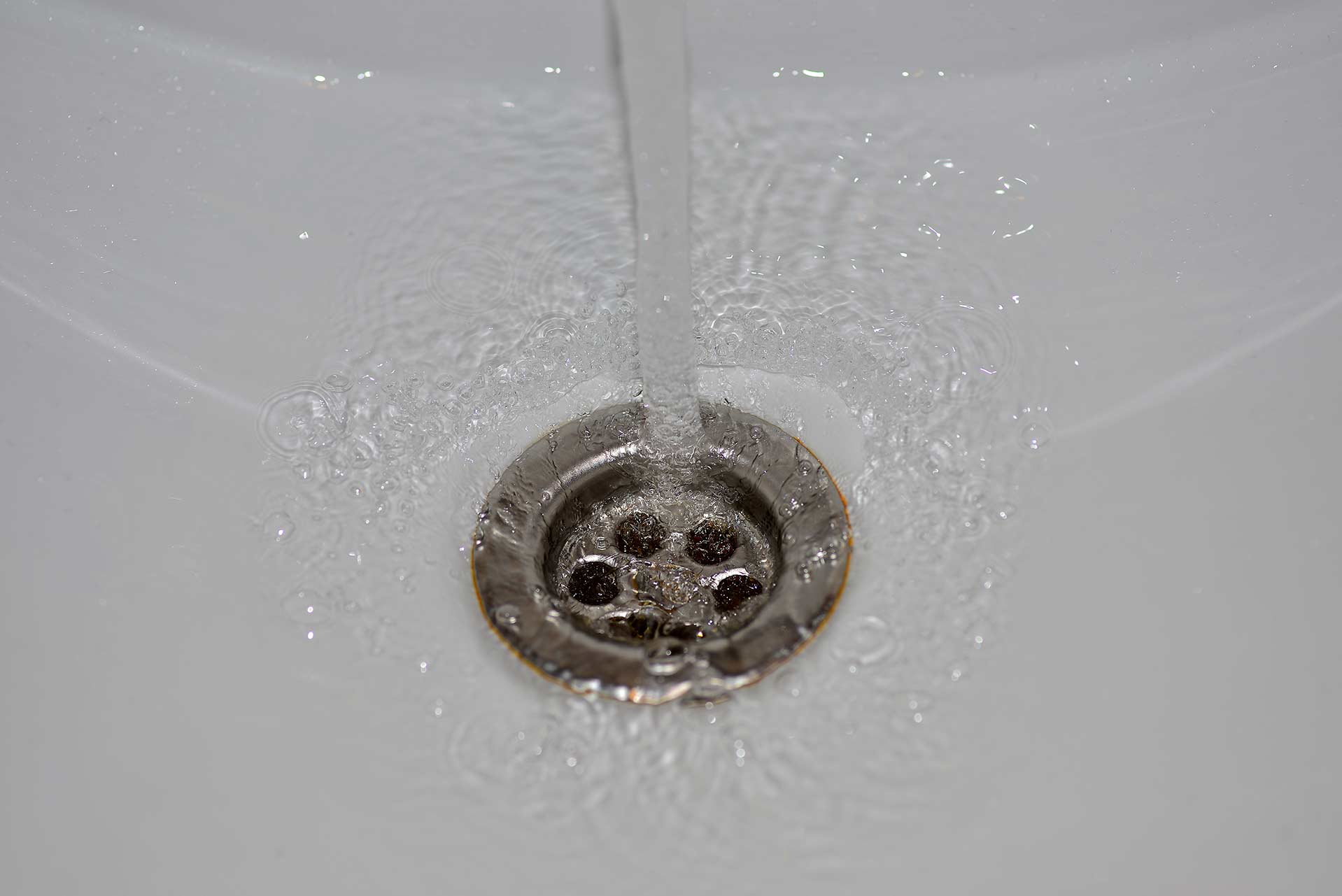 A2B Drains provides services to unblock blocked sinks and drains for properties in Sheffield.
